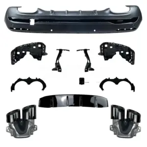 Diffuser With Black Exhaust Tips Voor Mercedes GLA H247 AMG Line & GLA45 AMG & GLA35 AMG – OO-OO – GLA45 AMG Look, Hoogglans Zwart