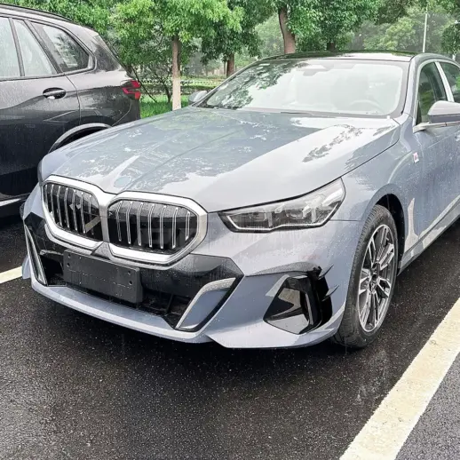 Front Bumper Trims For BMW 5 Series G60/G61 M Sport & i5 M60 Only – Racing Look, Gloss Black