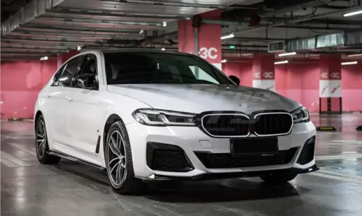 LED Double Line Grille For BMW 5 Series G30/G31 LCI Standard & M Sport & M550i Only – M Performance Look, Gloss Black