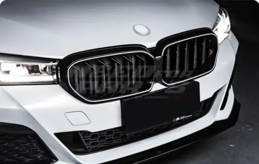 LED Double Line Grille For BMW 5 Series G30/G31 LCI Standard & M Sport & M550i Only – M Performance Look, Gloss Black