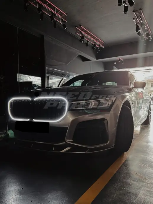 LED Double Line Grille For BMW 7 Series G11/G12 LCI Standard & M Sport & M760Li Only – M Performance Look, Gloss Black