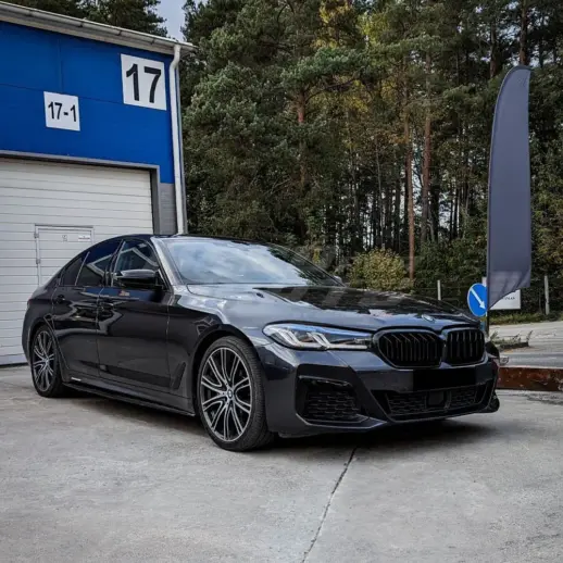 Old To New Double Line Grille For BMW 5 Series G30/G31 Pre-LCI Standard & M Sport & M550d & M550i Only – M Performance Look, Gloss Black