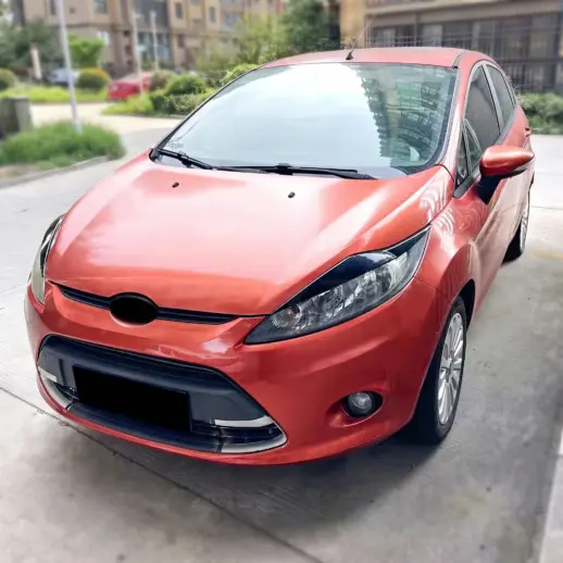 Koplampspoilers voor Ford Fiesta Mk7 (CB1) Pre-Facelift Standard – Sport Look, Hoogglans Zwart
