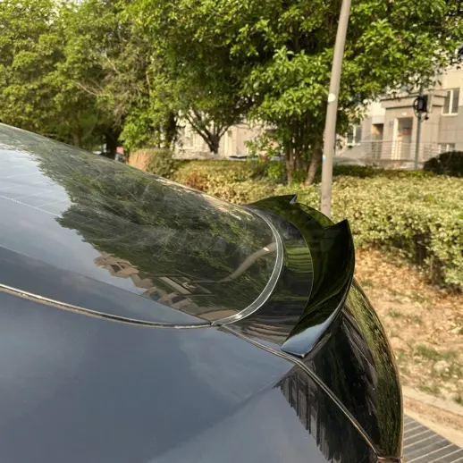 Achterspoiler voor BMW X6 G06 – M4 Look, Hoogglans Zwart