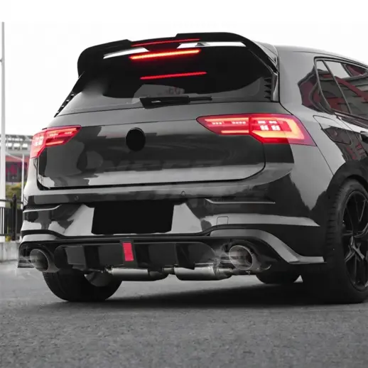 Diffuser met LED-remlicht voor Volkswagen Golf 8/8.5 (Hatchback) R Line & GTE & GTD & GTI – O-O – CS Look, Hoogglans Zwart