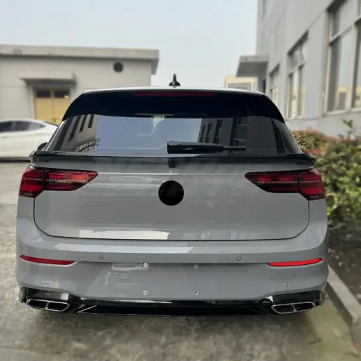 Middenspoiler voor Volkswagen Golf 8/8.5 (Hatchback) – Sport Look, Hoogglans Zwart
