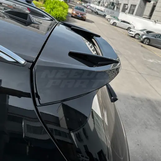 Dakspoiler voor BMW X7 G07 – M Performance Look, Hoogglans Zwart