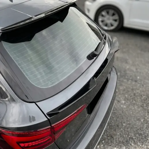 Middenspoiler voor Audi A4/S4/RS4 B9 (Avant) – Racing Look, Hoogglans Zwart