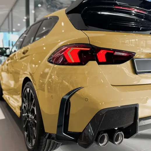 Achterbumper canards voor BMW 1 Series F70 M Sport & M135 – M Performance Look, Hoogglans Zwart