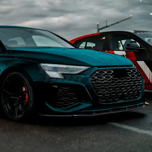 Voorspoiler voor Audi RS3 8Y (Sedan & Sportback) Pre-Facelift – RS3 Racing Look, Hoogglans Zwart