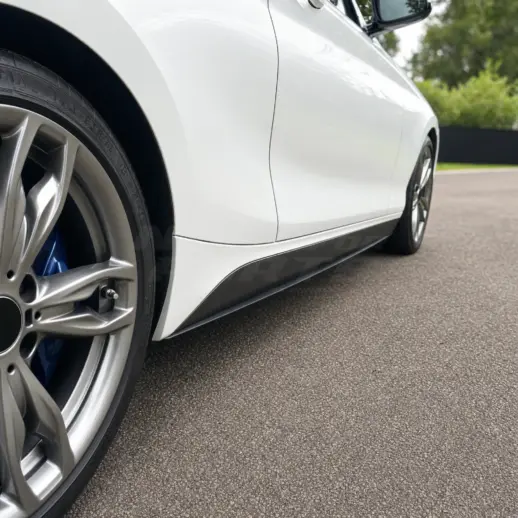 Sideskirts voor BMW 1 Series F20 M Sport & M140 & M135 – M Performance Look, Hoogglans Zwart