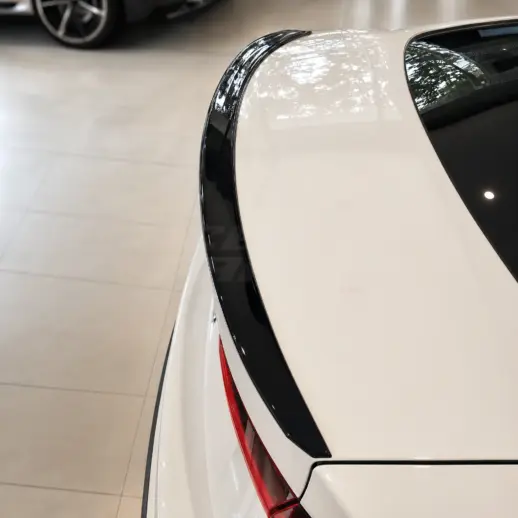 Achterspoiler voor Skoda Octavia Mk4 – Sport Look, Hoogglans Zwart
