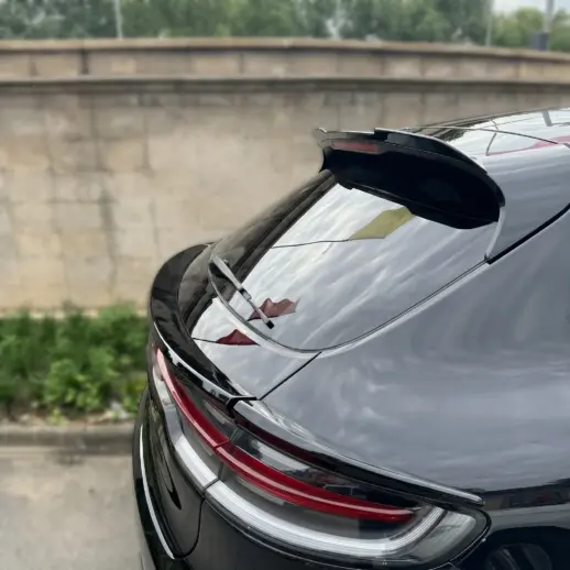 Middenspoiler voor Porsche Macan 95B Facelift – Sport Look, Hoogglans Zwart