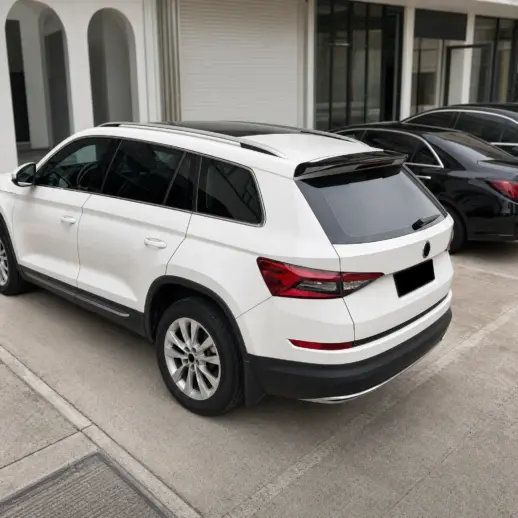Dakspoiler voor Skoda Kodiaq Mk1 Pre-Facelift – Racing Look, Hoogglans Zwart