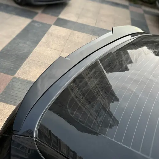 Achterspoiler voor BMW X6 G06 – M4 Look, Hoogglans Zwart
