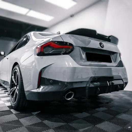 Achterspoiler voor BMW 2 Series G42 – M Performance Look, Hoogglans Zwart