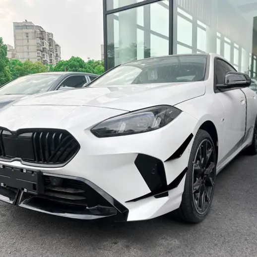 Canards voorbumper voor BMW 1 Series F70 M Sport & M135 – Super Sport Look, Hoogglans Zwart