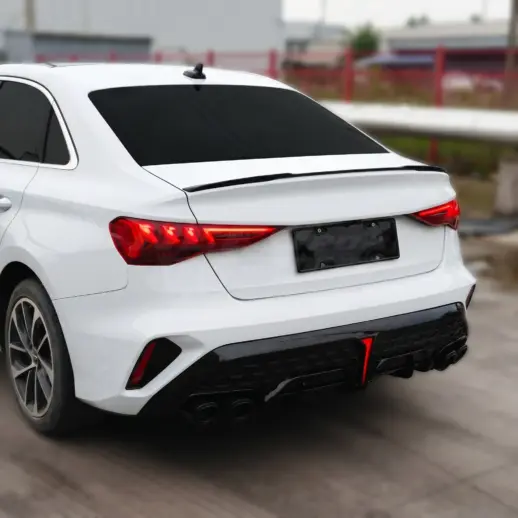 Diffuser met LED-remlicht en zwarte uitlaatsierstukken voor Audi A3 S Line/S3 8Y (Sedan) Facelift – OO-OO – S3 Racing Look, Hoogglans Zwart
