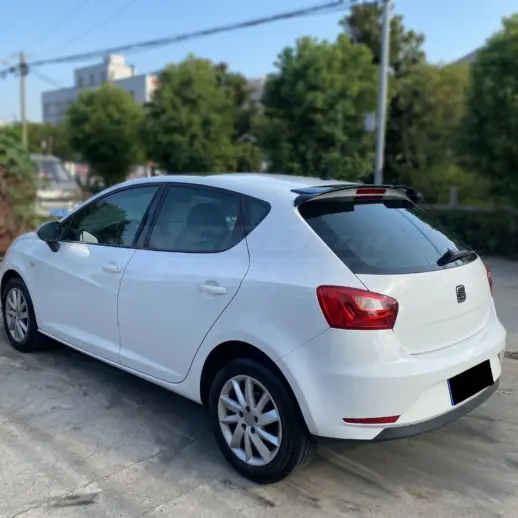 Dakspoiler voor Seat Ibiza Mk4 – Sport Look, Hoogglans Zwart