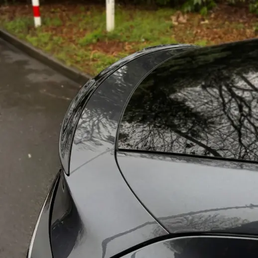 Achterspoiler voor Tesla Model Y MY Facelift – Racing Look, Hoogglans Zwart