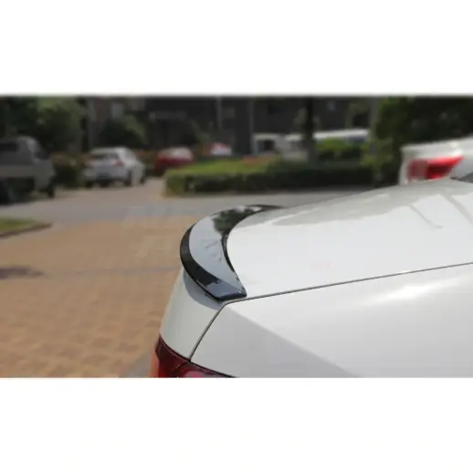 Achterspoiler voor Volkswagen Jetta Mk6 (A5) (Sedan) – Sport Look, Hoogglans Zwart