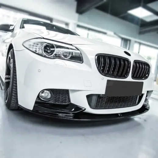 Voorspoiler voor BMW 5 Series F10/F11 M Sport & M550 – M Performance Look, Hoogglans Zwart