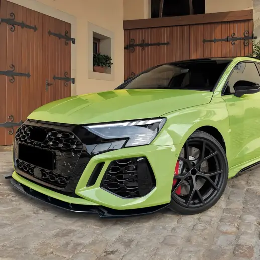 Voorspoiler voor Audi RS3 8Y (Sedan & Sportback) Pre-Facelift – RS3 Racing Look, Hoogglans Zwart