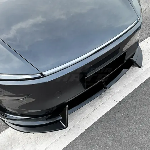 Voorspoiler voor Tesla Model Y MY Facelift – Performance Look, Hoogglans Zwart