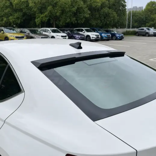 Dakspoiler voor Skoda Octavia Mk4 – RS Look, Hoogglans Zwart