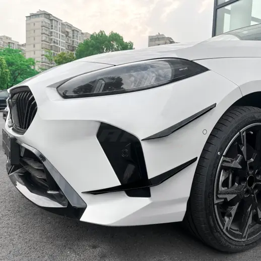 Canards voorbumper voor BMW 1 Series F70 M Sport & M135 – Super Sport Look, Hoogglans Zwart
