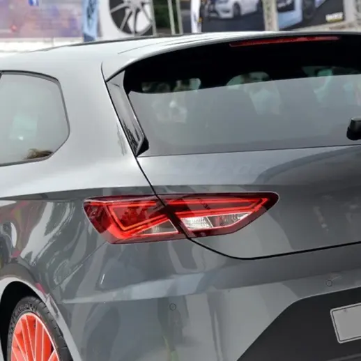 Achterraam zijspoilers voor Seat Leon Mk3 – FR Look, Hoogglans Zwart