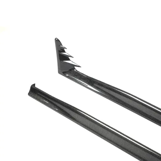 Carbon Sideskirts voor Volkswagen Golf 8 (Hatchback & Variant) Standard & R Line & GTD & GTE & GTI – TCS Spec X